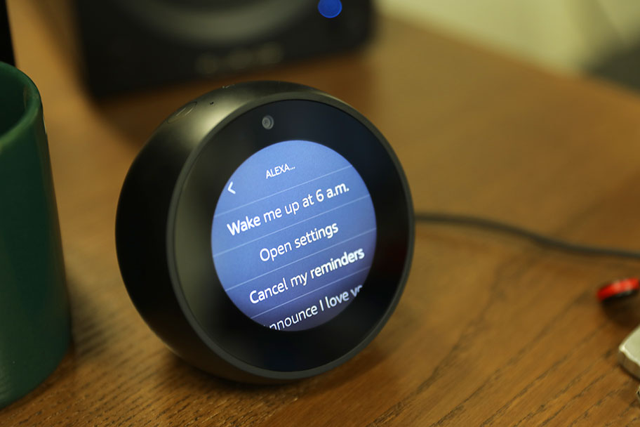 その他 echo spot &amp; eRemote mini Amazon Echo Spot review: An alarmingly handy device - JB Hi-Fi